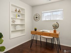 103 8th Avenue S, Edmonds WA 98020
