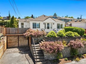 103 8th Avenue S, Edmonds WA 98020