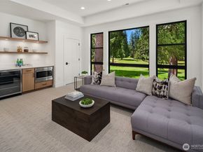 8016 Fairway Drive NE, Seattle WA 98115