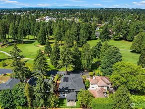 8016 Fairway Drive NE, Seattle WA 98115