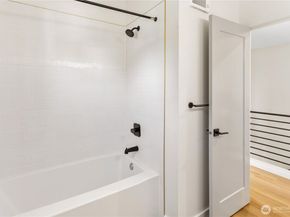 4506 S Kenyon St, Seattle WA 98118
