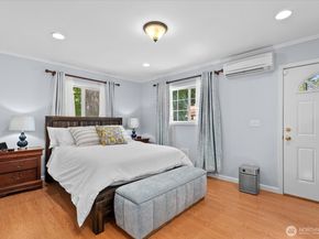 4240 S Rose Street, Seattle WA 98118