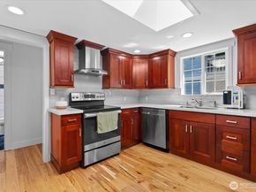 4240 S Rose Street, Seattle WA 98118
