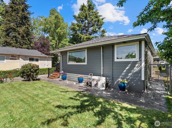 4240 S Rose Street, Seattle WA 98118