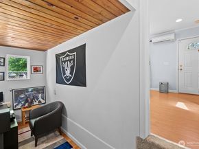 4240 S Rose Street, Seattle WA 98118