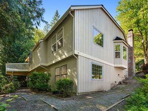2815 NW Pine Cone Drive, Issaquah WA 98027