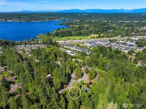 2815 NW Pine Cone Drive, Issaquah WA 98027