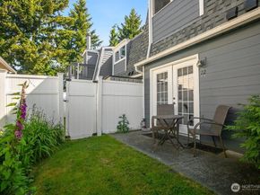 1421 W Casino Road A22, Everett WA 98204