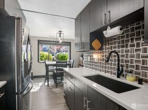 1421 W Casino Road A22, Everett WA 98204