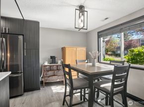 1421 W Casino Road A22, Everett WA 98204