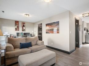 1421 W Casino Road A22, Everett WA 98204