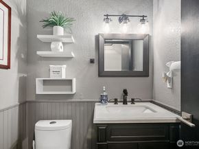 1421 W Casino Road A22, Everett WA 98204