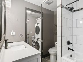 1421 W Casino Road A22, Everett WA 98204