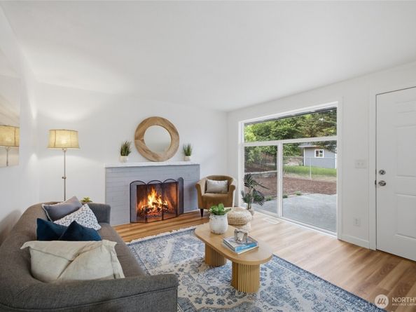 5922 23rd Avenue S, Seattle WA 98108