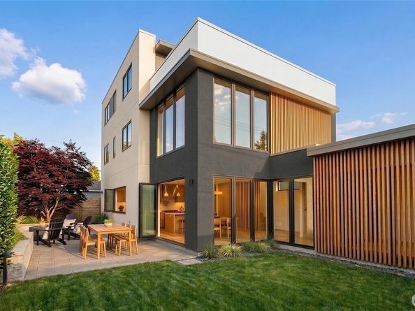 3820 NE 62nd Street, Seattle WA 98115