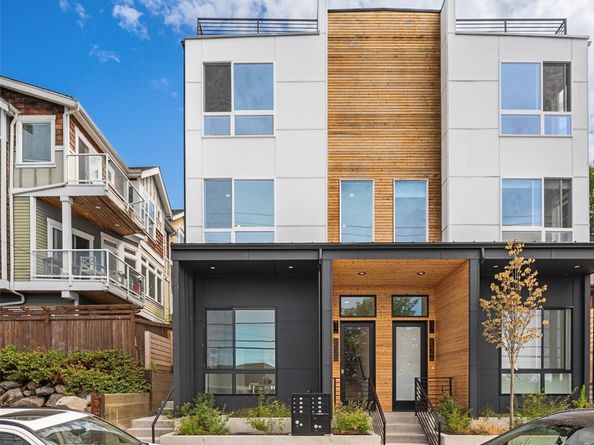 2538 14th Avenue W B, Seattle WA 98119
