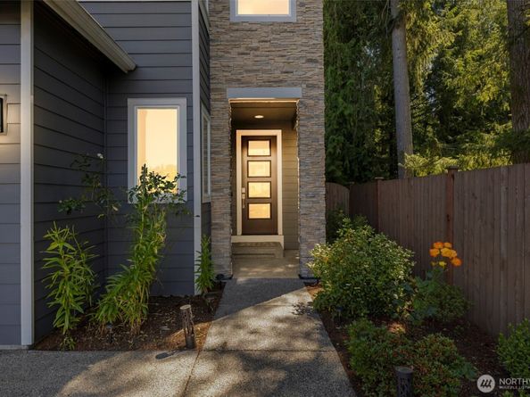18314 17th Avenue W, Lynnwood WA 98037