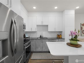 1816 15th Avenue S, Seattle WA 98144