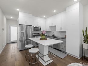 1816 15th Avenue S, Seattle WA 98144