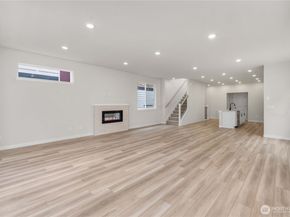 4033 Aberdeen Way NE, Renton WA 98056