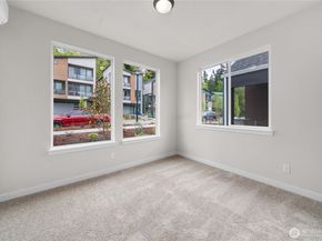4033 Aberdeen Way NE, Renton WA 98056