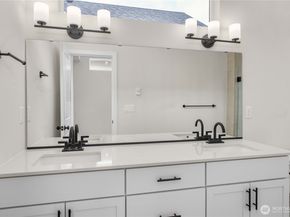 4033 Aberdeen Way NE, Renton WA 98056