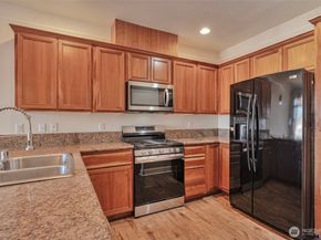 4777 Whitworth Avenue S H101, Renton WA 98055