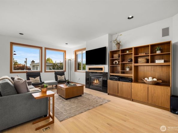 227 8th Avenue, Kirkland WA 98033