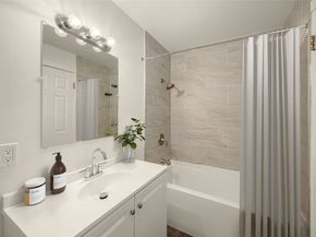 12211 SE 59th Street 61, Bellevue WA 98006
