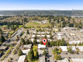 12211 SE 59th Street 61, Bellevue WA 98006