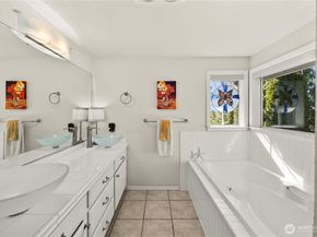 930 51st Street SE, Auburn WA 98092