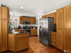 930 51st Street SE, Auburn WA 98092