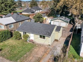 516 6th Ave S, Kent WA 98032