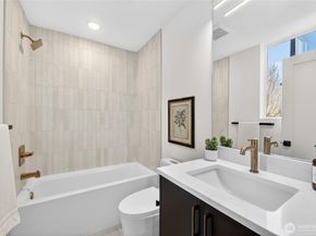 6318 41st Avenue SW A, Seattle WA 98136