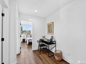6318 41st Avenue SW A, Seattle WA 98136