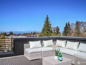 6318 41st Avenue SW A, Seattle WA 98136