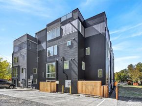6318 41st Avenue SW A, Seattle WA 98136