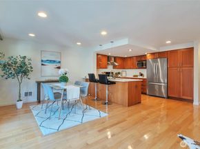 1035 156th Avenue NE 29, Bellevue WA 98007