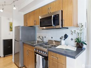 905 Cherry Street 306, Seattle WA 98104