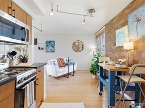 905 Cherry Street 306, Seattle WA 98104