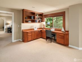 17120 SE 58th Street, Bellevue WA 98006