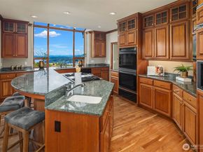 17120 SE 58th Street, Bellevue WA 98006