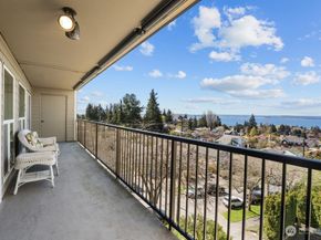 5025 California Avenue SW 402, Seattle WA 98136