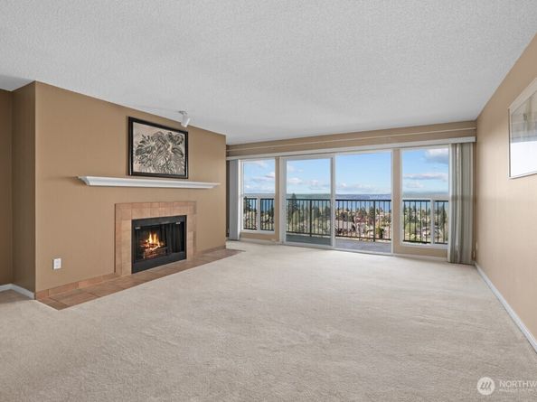 5025 California Avenue SW 402, Seattle WA 98136
