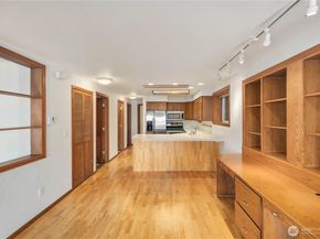 1930 Grand Avenue 2, Everett WA 98201