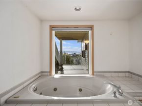 1930 Grand Avenue 2, Everett WA 98201