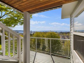 1930 Grand Avenue 2, Everett WA 98201