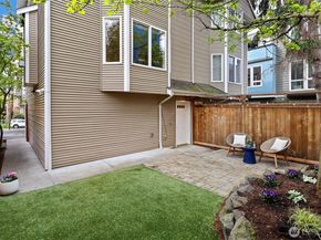 1548 NW 58th Street B, Seattle WA 98107