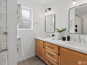 1548 NW 58th Street B, Seattle WA 98107