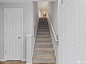 1548 NW 58th Street B, Seattle WA 98107